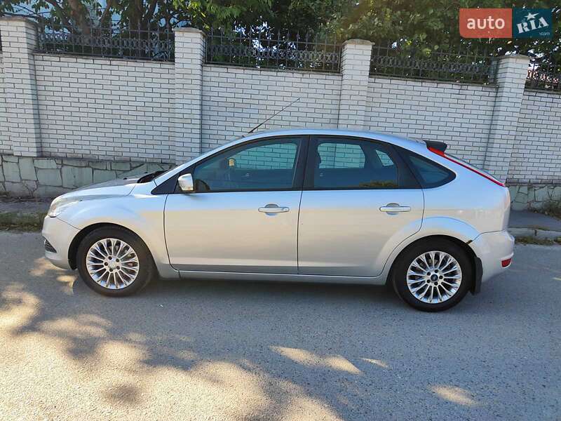 Хэтчбек Ford Focus 2010 в Киеве фото 8 Хэтчбек Ford Focus 2010 в Киеве