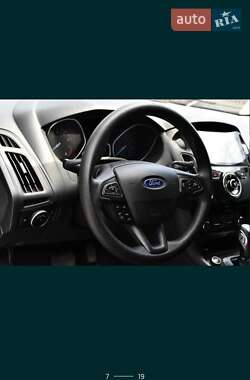 Седан Ford Focus 2015 в Кривом Роге