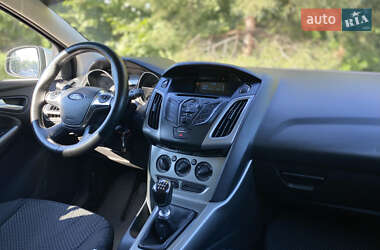 Универсал Ford Focus 2013 в 