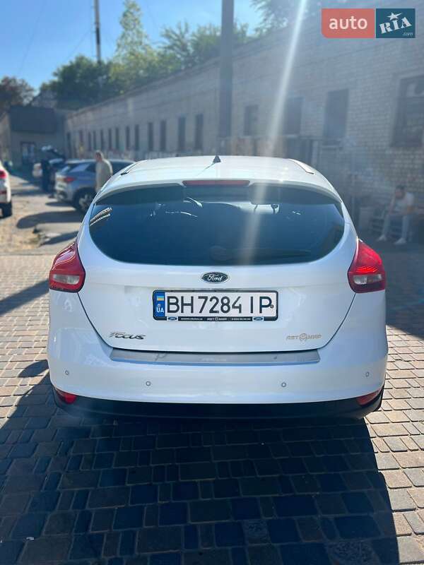 Хэтчбек Ford Focus 2016 в Одессе