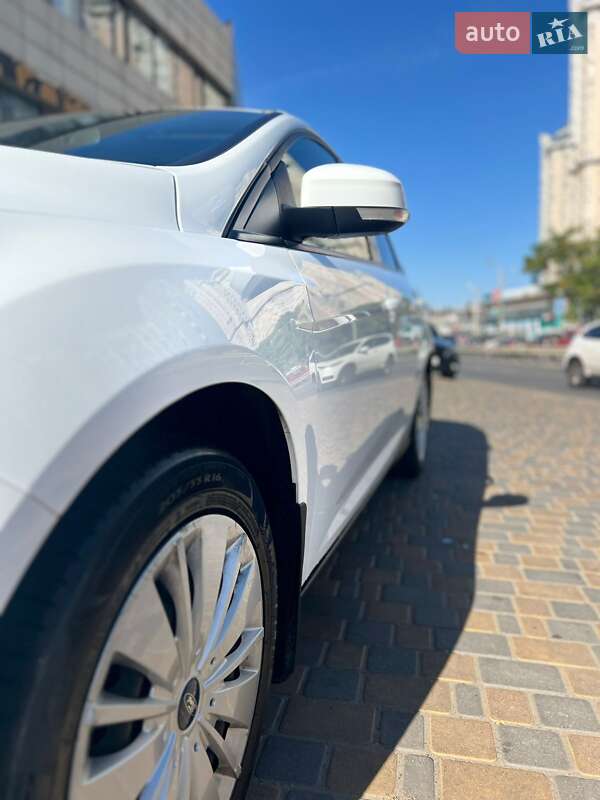 Хэтчбек Ford Focus 2016 в Одессе