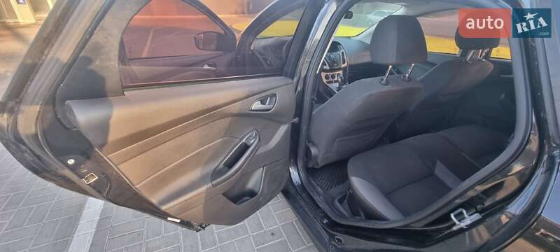 Хэтчбек Ford Focus 2013 в Днепре фото 14 Хэтчбек Ford Focus 2013 в Днепре