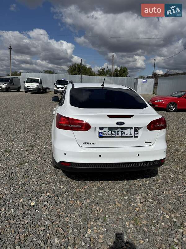 Седан Ford Focus 2016 в Первомайске