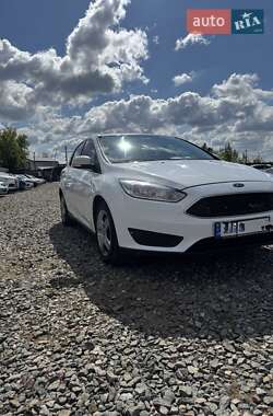 Седан Ford Focus 2016 в Первомайске