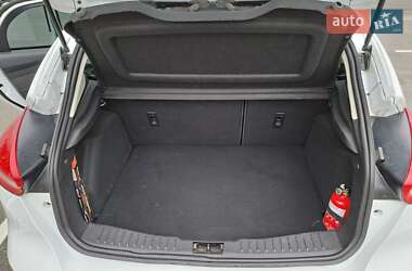 Хэтчбек Ford Focus 2015 в 