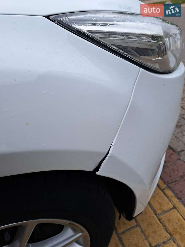 Хэтчбек Ford Focus 2015 в Киеве