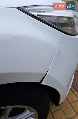 Хэтчбек Ford Focus 2015 в 