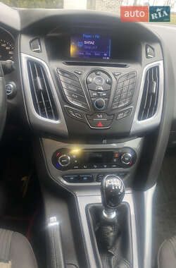 Универсал Ford Focus 2013 в 