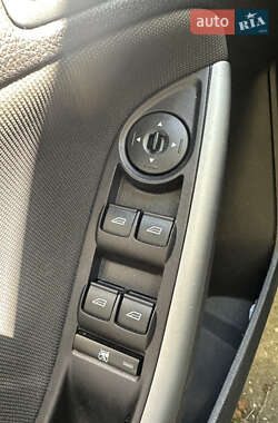 Седан Ford Focus 2013 в 