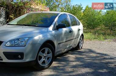 Хэтчбек Ford Focus 2006 в Кривом Роге
