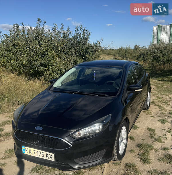 Седан Ford Focus 2015 в Киеве
