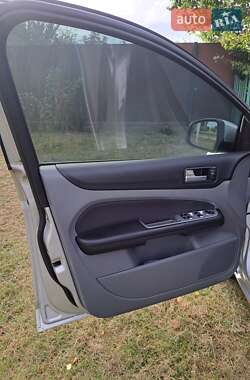 Седан Ford Focus 2008 в 