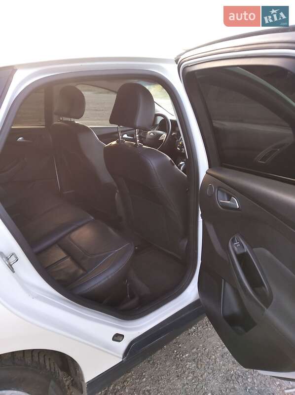 Седан Ford Focus 2015 в Турке