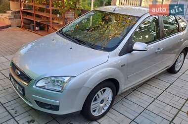 Хэтчбек Ford Focus 2007 в 