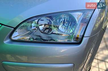 Хэтчбек Ford Focus 2007 в 