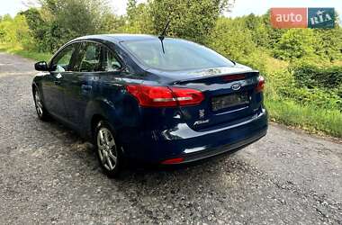 Седан Ford Focus 2017 в 