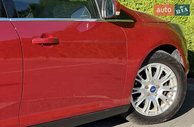 Универсал Ford Focus 2012 в 