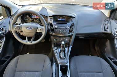 Седан Ford Focus 2016 в 