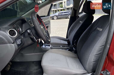 Хетчбек Ford Focus 2006 в 