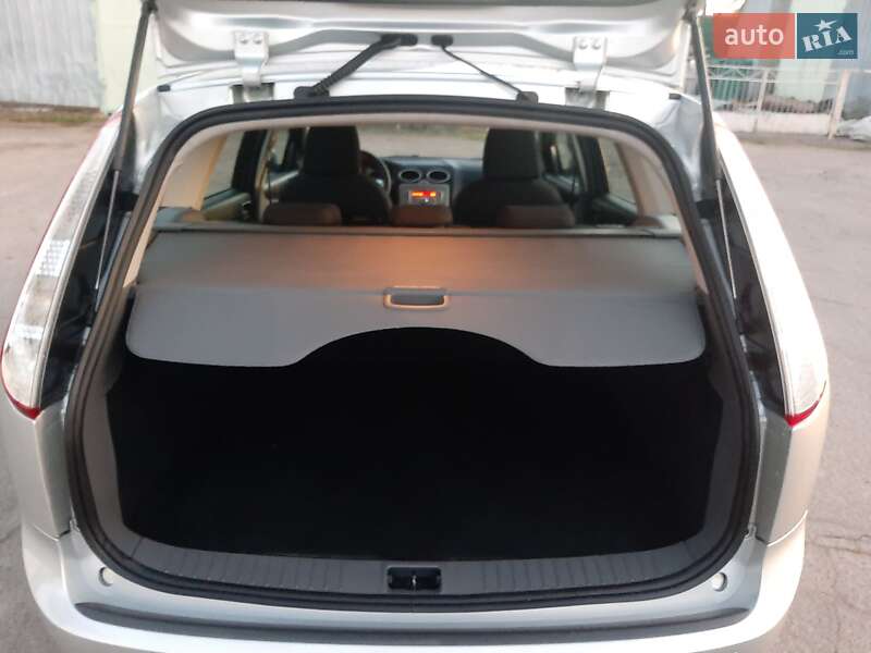 Универсал Ford Focus 2010 в Ровно