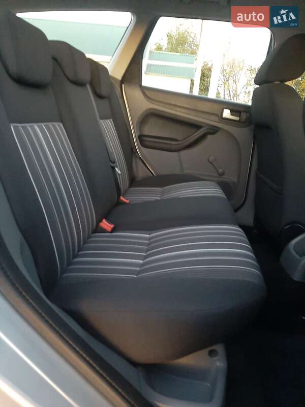 Универсал Ford Focus 2010 в Ровно