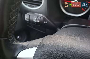 Универсал Ford Focus 2010 в 