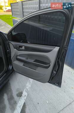 Універсал Ford Focus 2010 в 