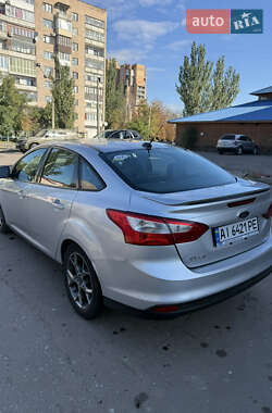 Седан Ford Focus 2014 в 
