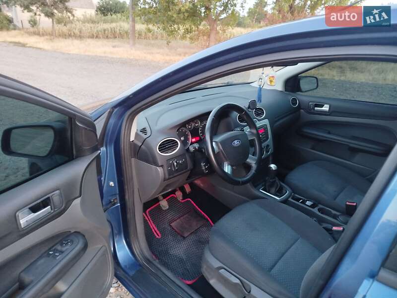 Седан Ford Focus 2007 в Первомайске