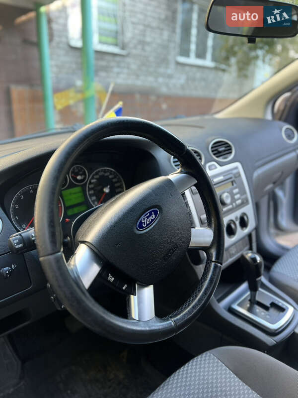Седан Ford Focus 2007 в Каменском