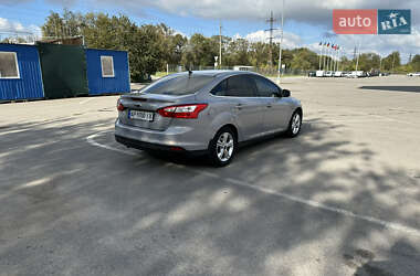 Седан Ford Focus 2013 в 