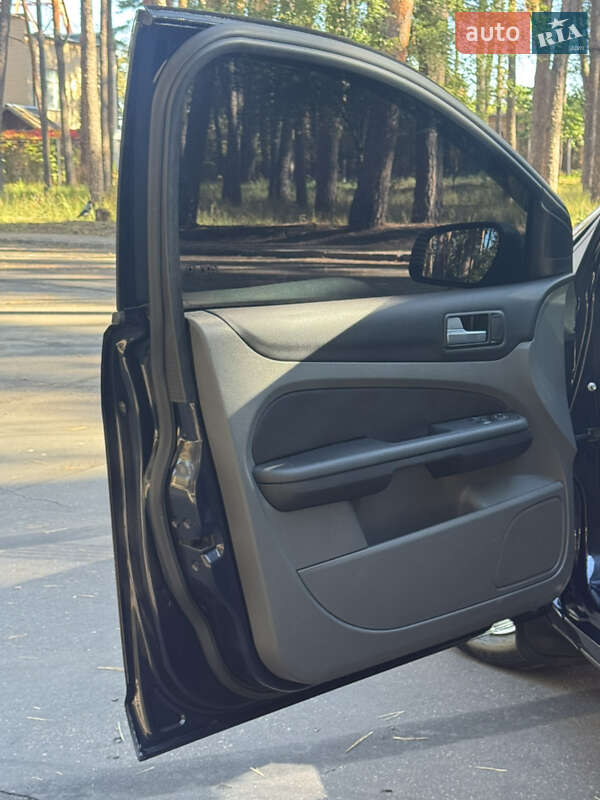 Универсал Ford Focus 2006 в Черкассах фото 16 Универсал Ford Focus 2006 в Черкассах