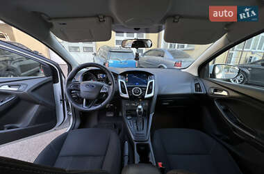 Седан Ford Focus 2016 в 