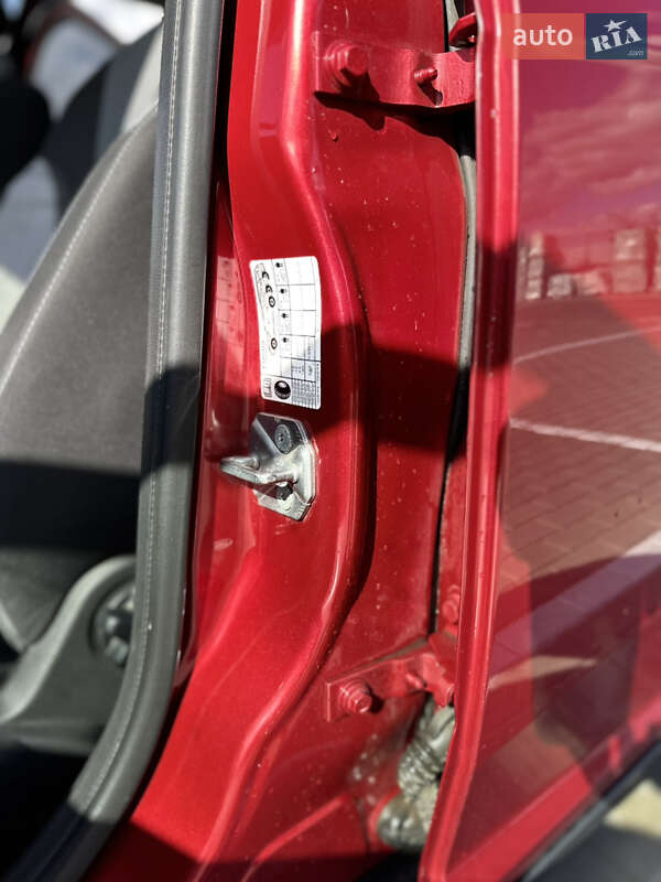 Хэтчбек Ford Focus 2013 в Борисполе