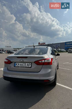 Седан Ford Focus 2013 в 