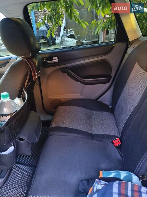 Универсал Ford Focus 2010 в Киеве