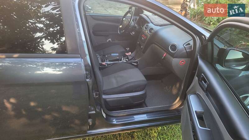 Универсал Ford Focus 2010 в Киеве