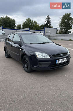 Хэтчбек Ford Focus 2005 в Ровно