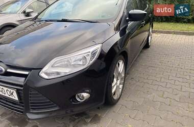 Седан Ford Focus 2012 в 