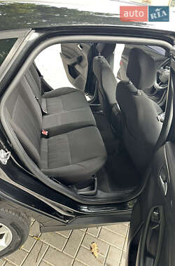 Хэтчбек Ford Focus 2015 в 