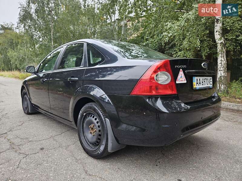Седан Ford Focus 2010 в Киеве