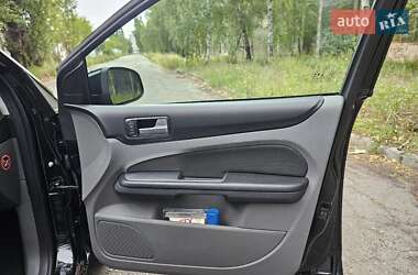 Седан Ford Focus 2010 в 