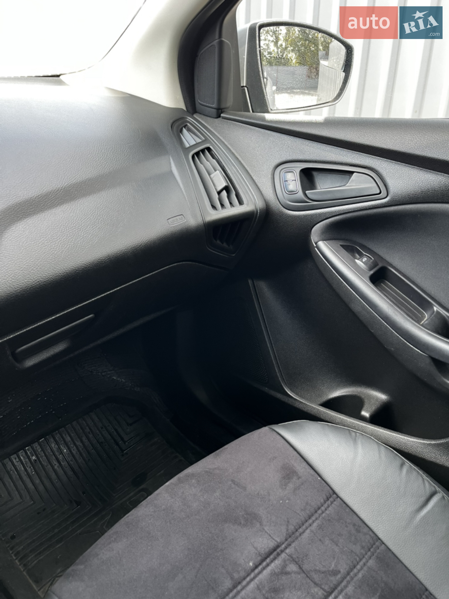 2015 Ford Focus - мініатюра 13