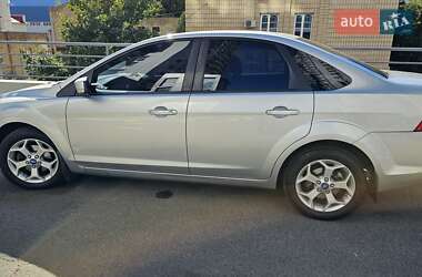 Седан Ford Focus 2010 в 