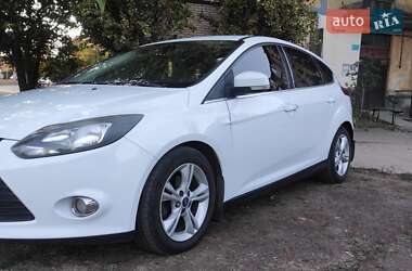 Хэтчбек Ford Focus 2014 в 