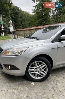 Универсал Ford Focus 2010 в 