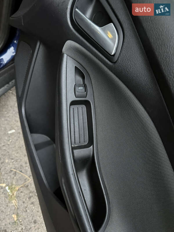 Хетчбек Ford Focus 2011 в Києві