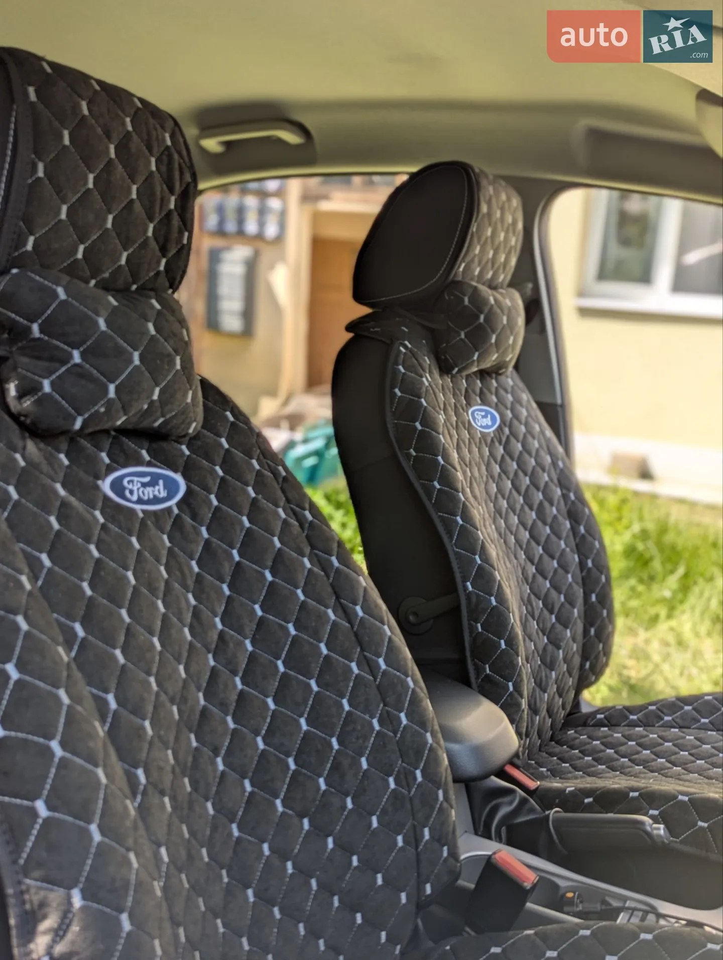 2010 Ford Focus - мініатюра 10
