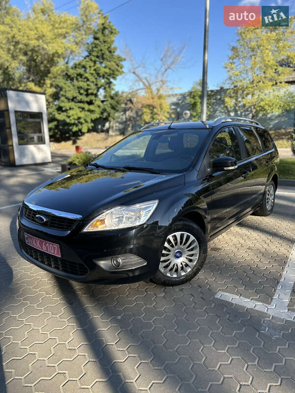 Универсал Ford Focus 2009 в 