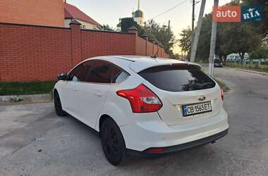 Хетчбек Ford Focus 2011 в 